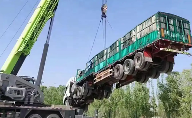 田林道路脱困救援案例